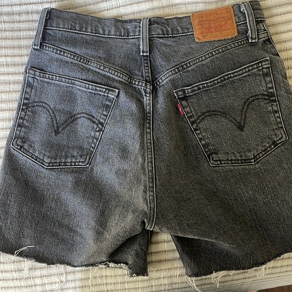 Levi 501 shorts - Picture 3 of 3